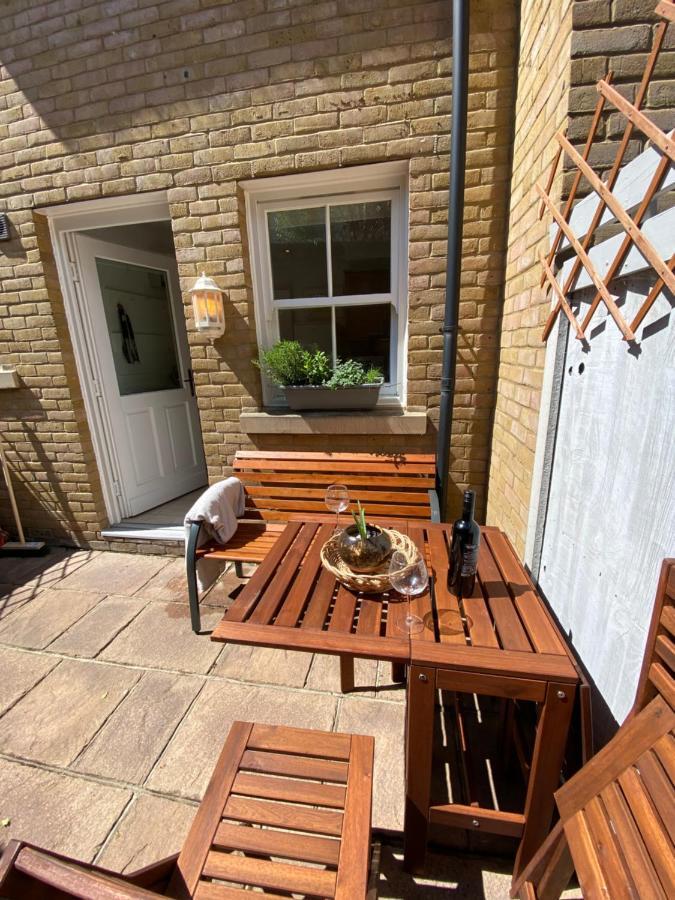 Modern Coastal Cottage 5 Minutes From The Ocean -Pet Friendly แรมส์เกท ภายนอก รูปภาพ