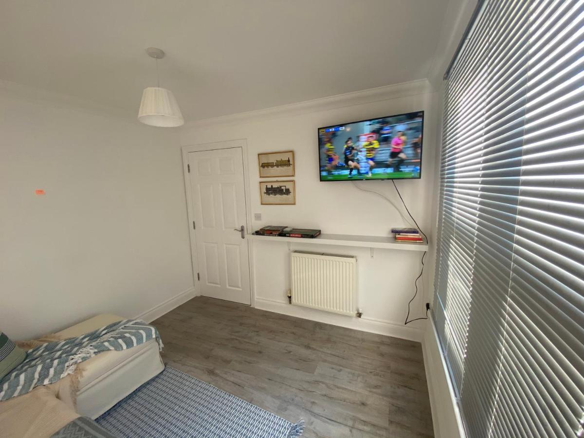 Modern Coastal Cottage 5 Minutes From The Ocean -Pet Friendly แรมส์เกท ภายนอก รูปภาพ