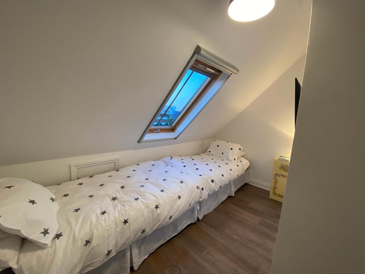 Modern Coastal Cottage 5 Minutes From The Ocean -Pet Friendly แรมส์เกท ภายนอก รูปภาพ